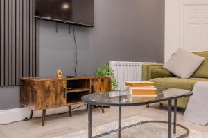 Perfect Holiday Home I 3 Bedroom I 2 Bathroom I Sleep 10 Guests