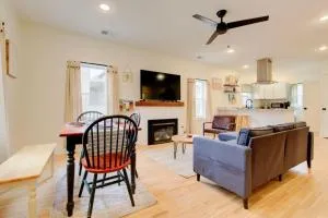 The Cozy Stone - 3 beds, 2 baths - Wamego