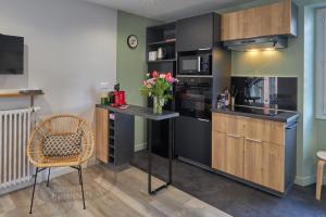 Appartements Centre ville a pied Appt avec SAUNA, Linge, Wifi, Stationnement Gratuit : photos des chambres