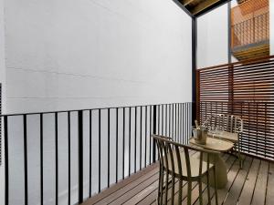 Worker Bee home in the City