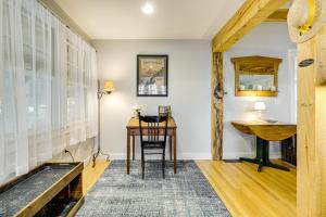 Ski & Hike! New London Cottage w Beach Access