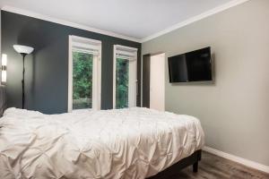 Chalet Montcalm in Chertsey