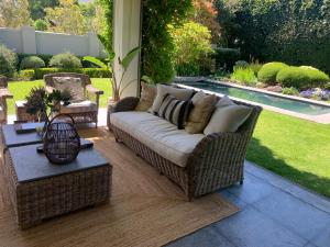 Villa High Court and Cottage