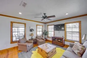 The Bird Cabin Peaceful Refuge in East Texas - Murchison