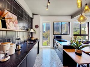 City Oasis Apartment with Rooftop Pool!