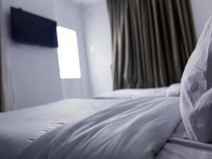 Neat & Modern Studio 2Mins Pyramids - Royal desert Inn