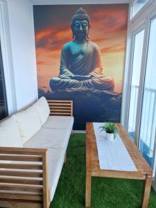 Apartment inside the wave studio B