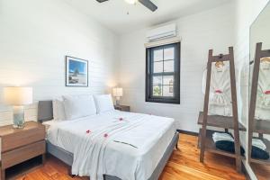 Paradise Shores and The PoolClub at Mahogany Bay