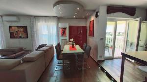 Bella Vista Superior