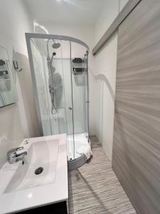 Hotels Hotel L'Univers : photos des chambres