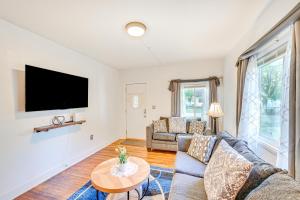 Niles Vacation Rental Near St Joseph River!