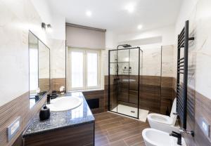 Maison Teresa Apartments Naples center free parking