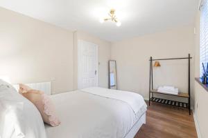 The Noel Baker Retreat