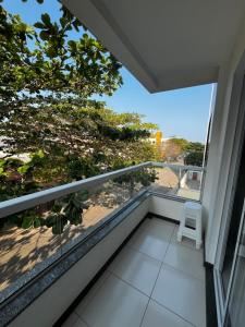Apartamento completo a 2 min à pé da praia
