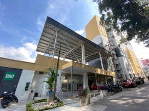 Amplio apartamento 806