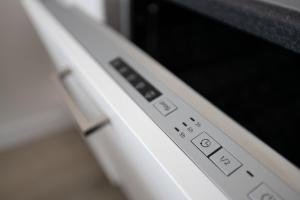 6p newly renovated home with unique roof-terrace