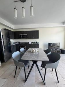 Modern 3BR Apartment Volcano View & Pool