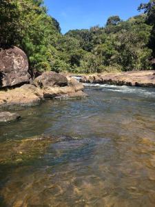 Sítio com privacidade - cachoeira e mata atlântica