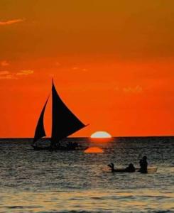 Moonlight Breeze Inn Boracay