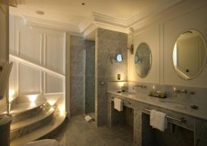 Junior Suite room in GreyFriars