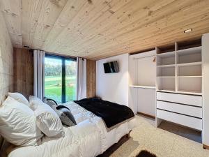 Chalets Chalet de luxe avec vue Mont Blanc et parking - FR-1-560-150 : photos des chambres
