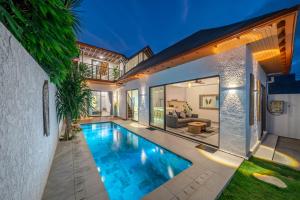 Villa Sixteen Bali- Balangan Beach