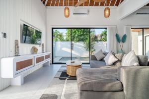 Villa Sixteen Bali- Balangan Beach