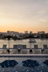 The StandardX, Bangkok Phra Arthit