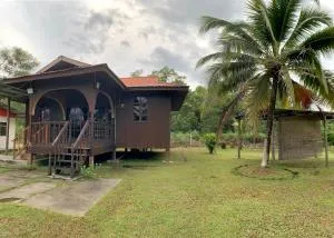 Helang Beach View - Membakut