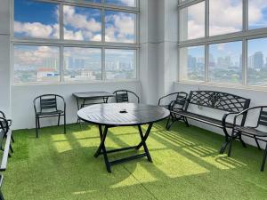 Luxury 2BR Apt Menteng with Pool, Wi-Fi, Gym by 2ndHome