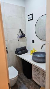 Cēsu str Cozy Apartment, free parking, self check in