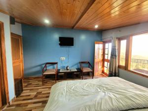 Pine Paradise Homestay