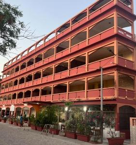 HOTEL MENABE - Private Terrace Rooms & Restaurant