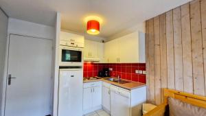 Résidence Les Pleiades - Appartement lumineux avec balcon · Centre station · Parking couvert MAE-7379