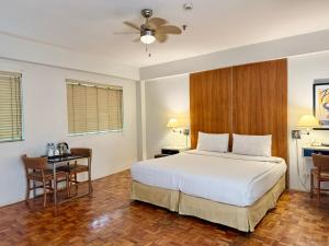 The Clipper Hotel, Poblacion Makati