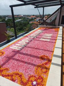 Pool Villa with Pool Flower Decorations in Bali - DAY USE 6hrs and Pickup-Dropoff - by Grazie Bali