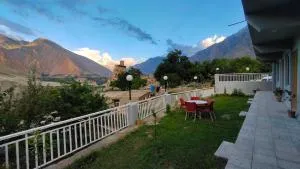 Fort View Hotel near Altit fort, Hunza - 吉尔吉特