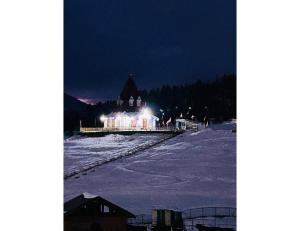 Hotel New Mount View, Gulmarg