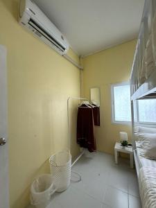 Narathiwat Homestay rumah kuning