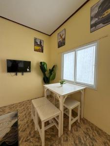 Narathiwat Homestay rumah kuning