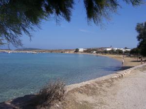 Roussos Beach Hotel Paros Greece