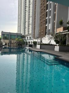 Skytrees Comfort Room With Simple Design Concept