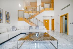 LUX The Shoreline Palm Island Penthouse
