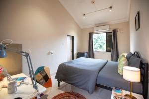 NomadGao Vila Nova - Social Hotel with Coworking, Fast WiFi, and Goan Charm