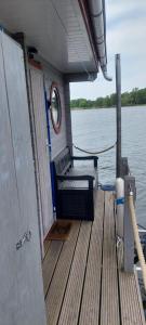 Hausboot NautikHus auf der Havel