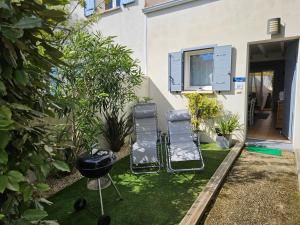 Maison 3 étoiles à 50m mer plages îles nature piscine chauffée jacuzzi privé WIFI