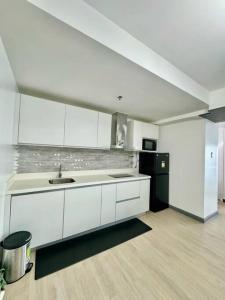 2BR Mountain View Cabin - The Bali Corner at Azure North