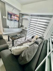 2BR Mountain View Cabin - The Bali Corner at Azure North