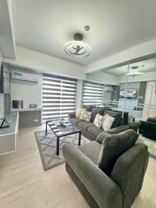 2BR Mountain View Cabin - The Bali Corner at Azure North