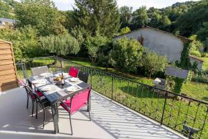 Maisons de vacances Chez Dalmasou Maison 120 m2 jardin terrasse 3 chambres wifi parking centre village : photos des chambres